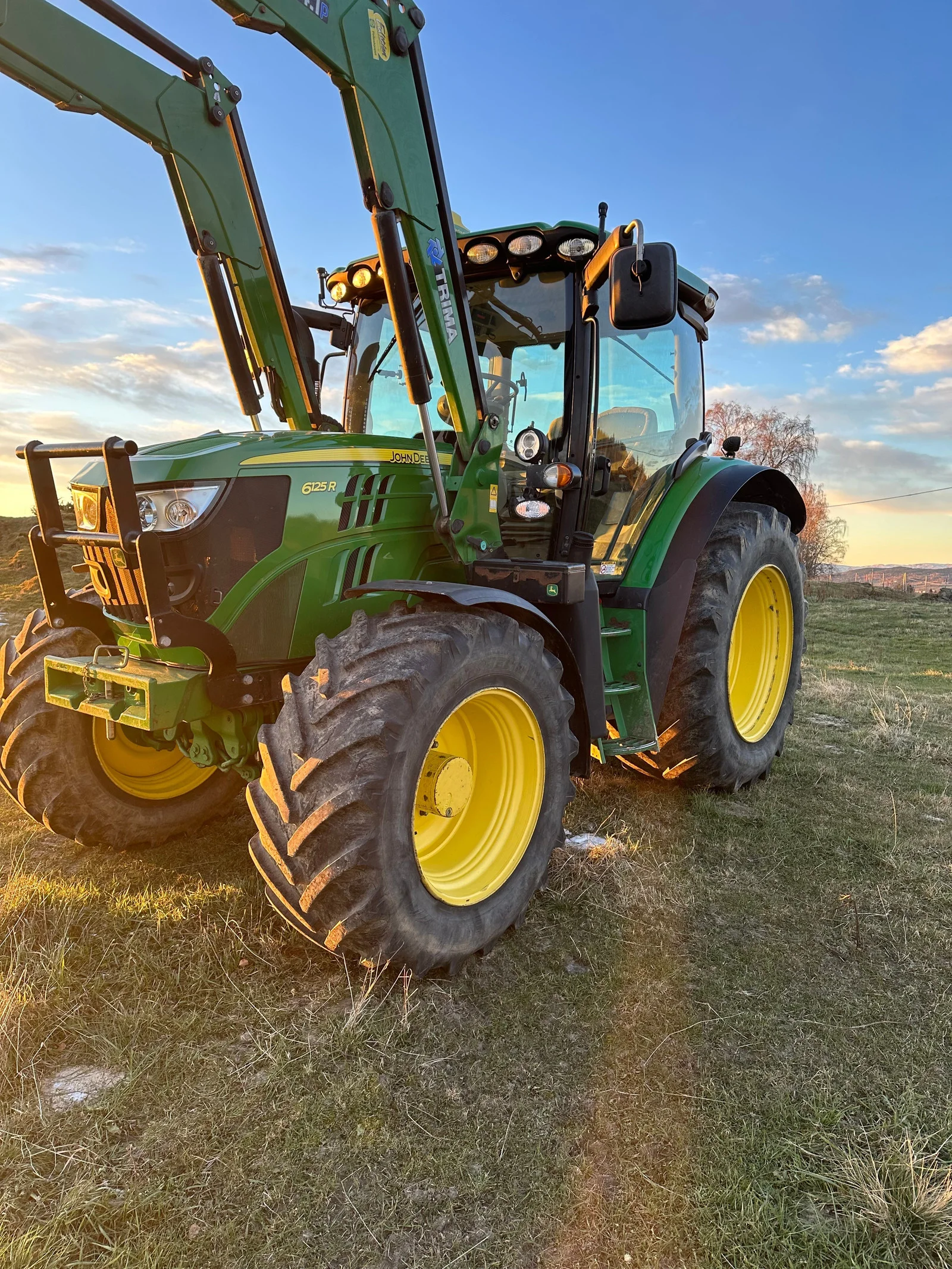 John Deere 6125R – 2012