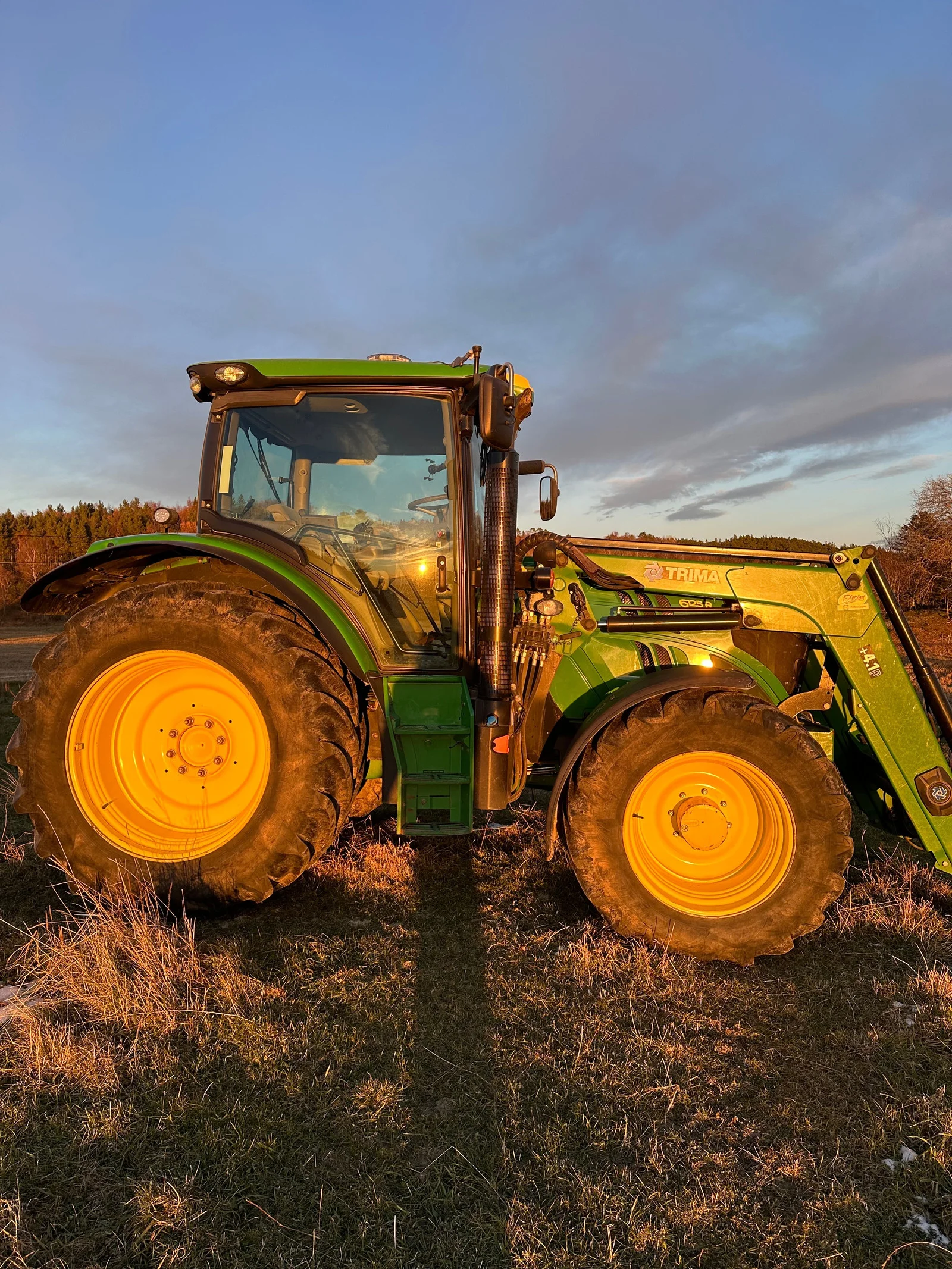 John Deere 6125R – 2012