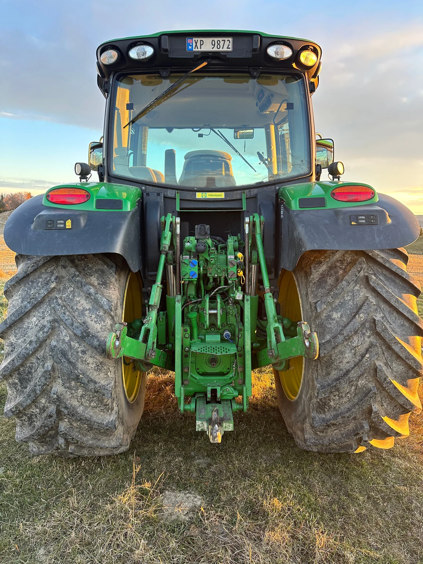 John Deere 6125R – 2012