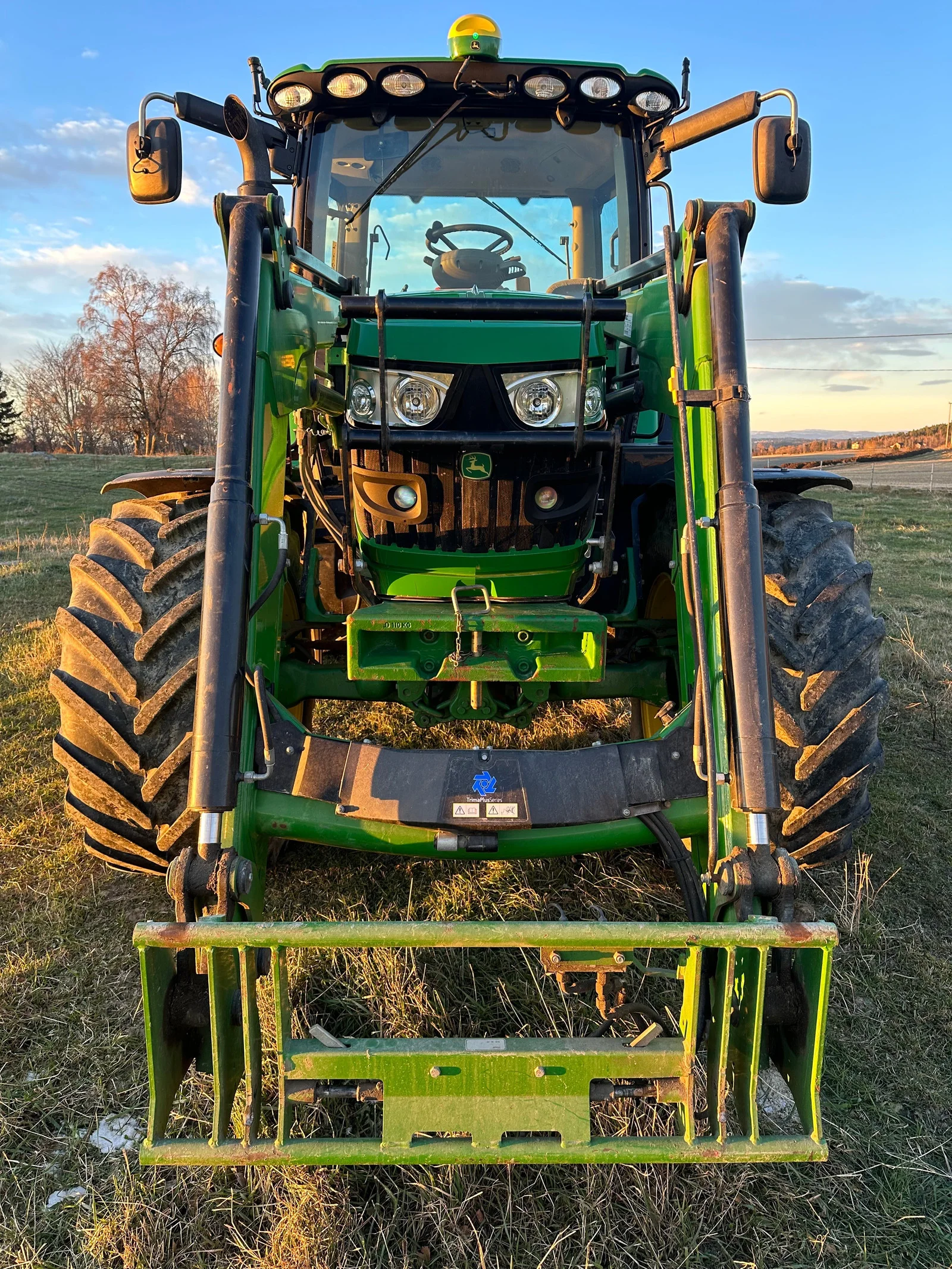 John Deere 6125R – 2012