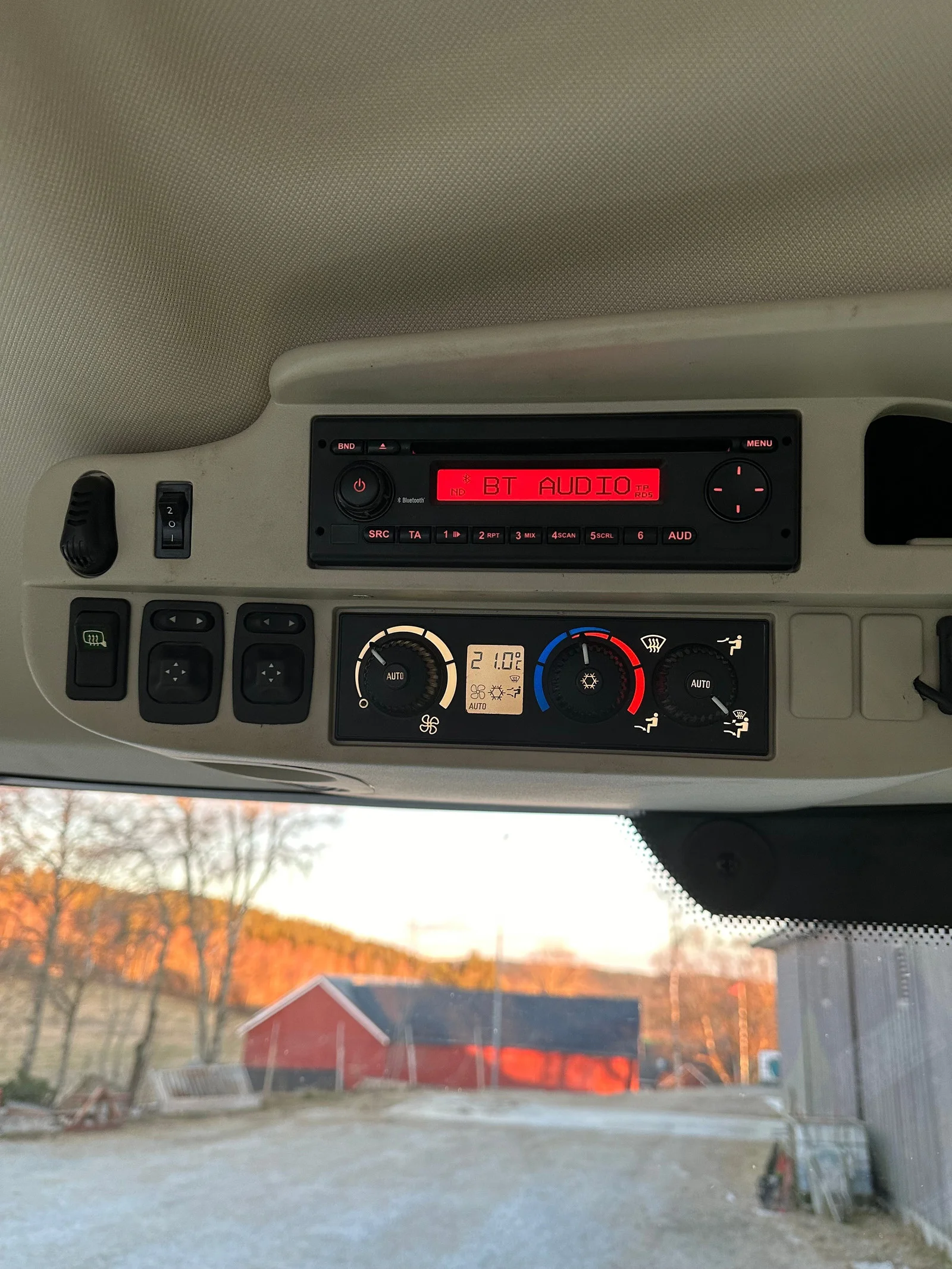 John Deere 6125R – 2012