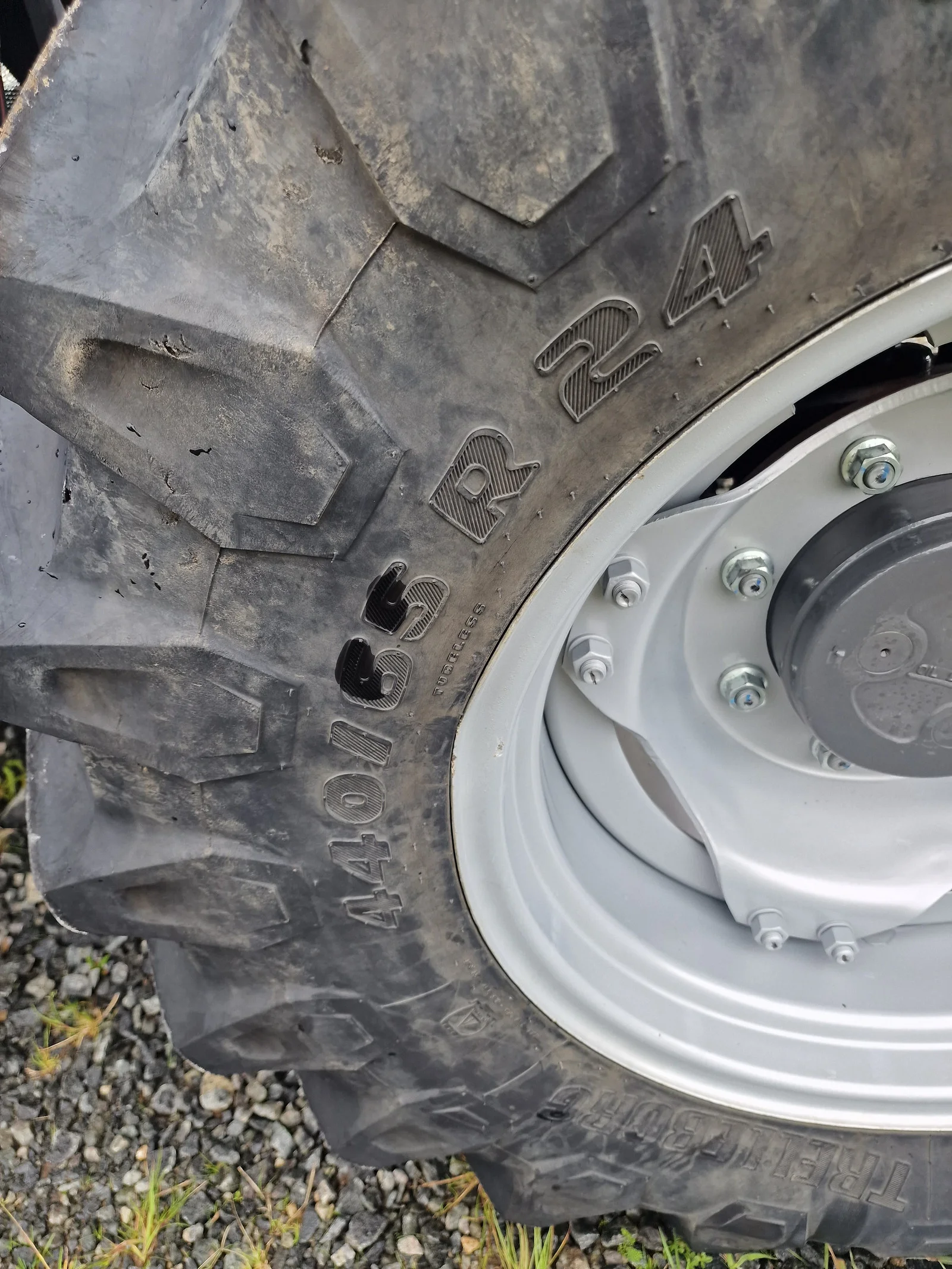 Massey Ferguson 4710M Dyna 2 – 2021