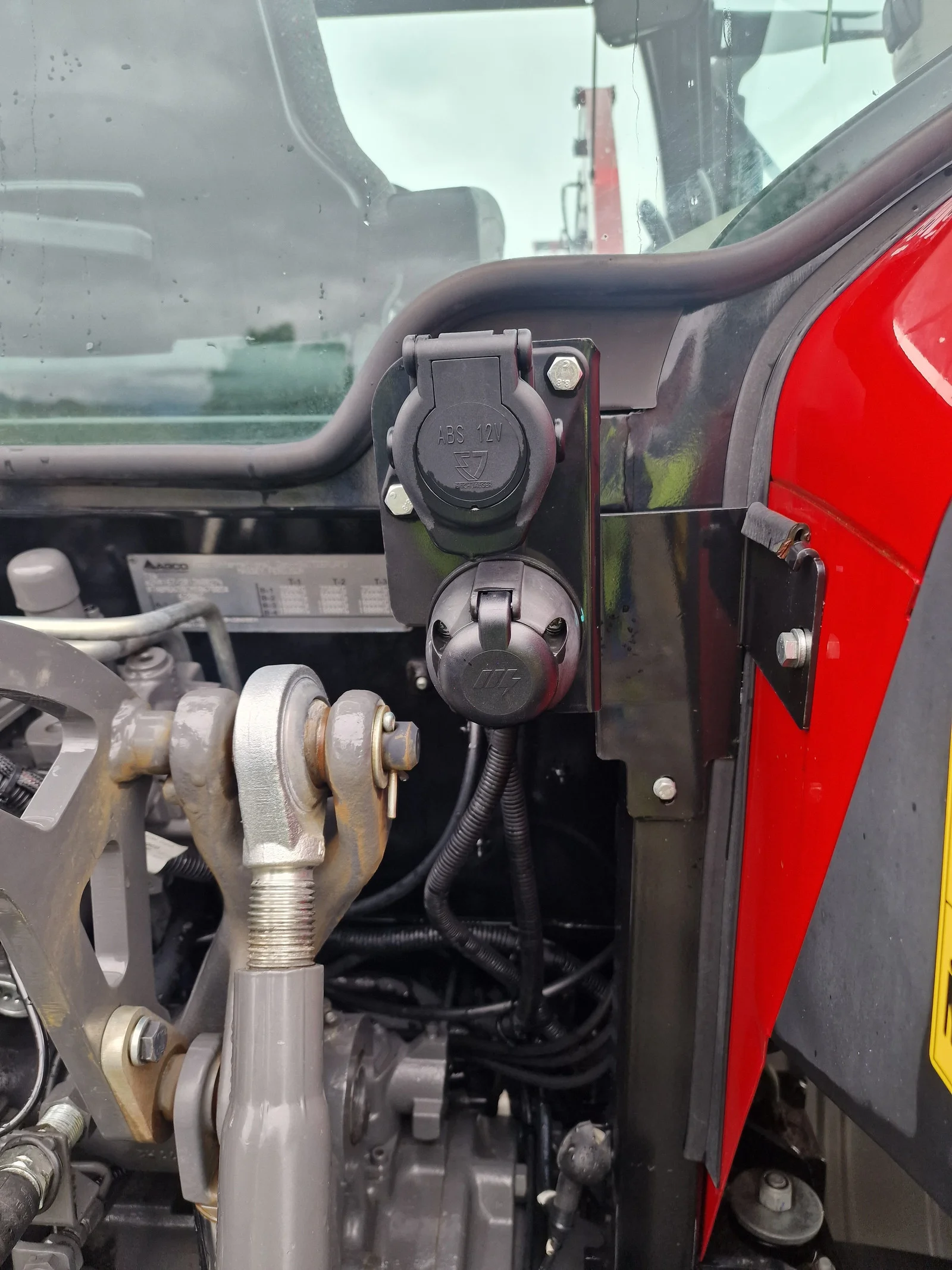 Massey Ferguson 4710M Dyna 2 – 2021