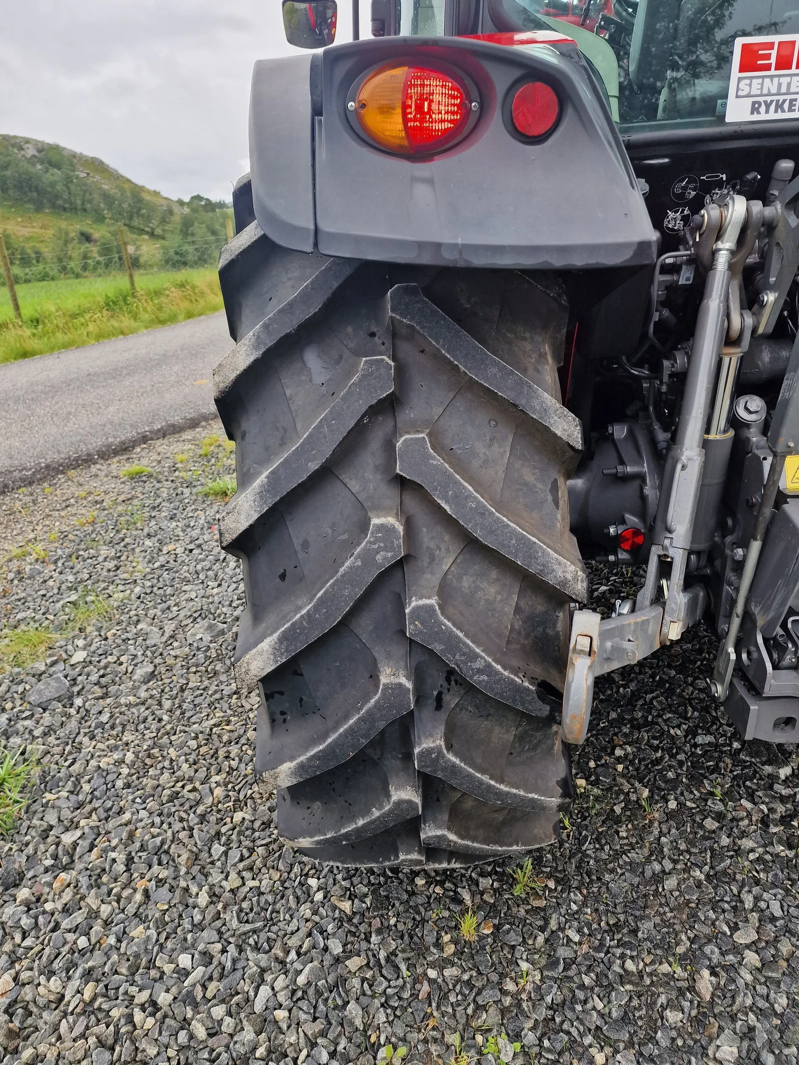 Massey Ferguson 4710M Dyna 2 – 2021