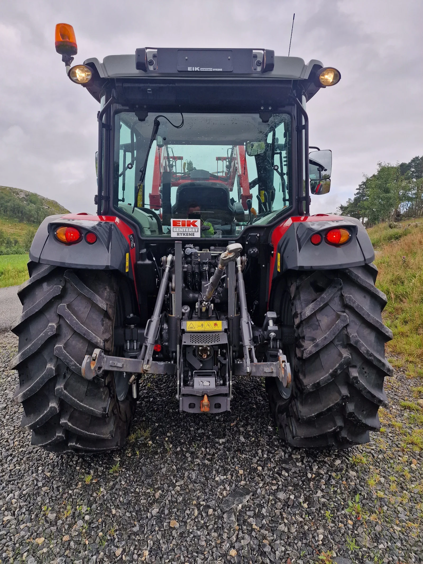 Massey Ferguson 4710M Dyna 2 – 2021
